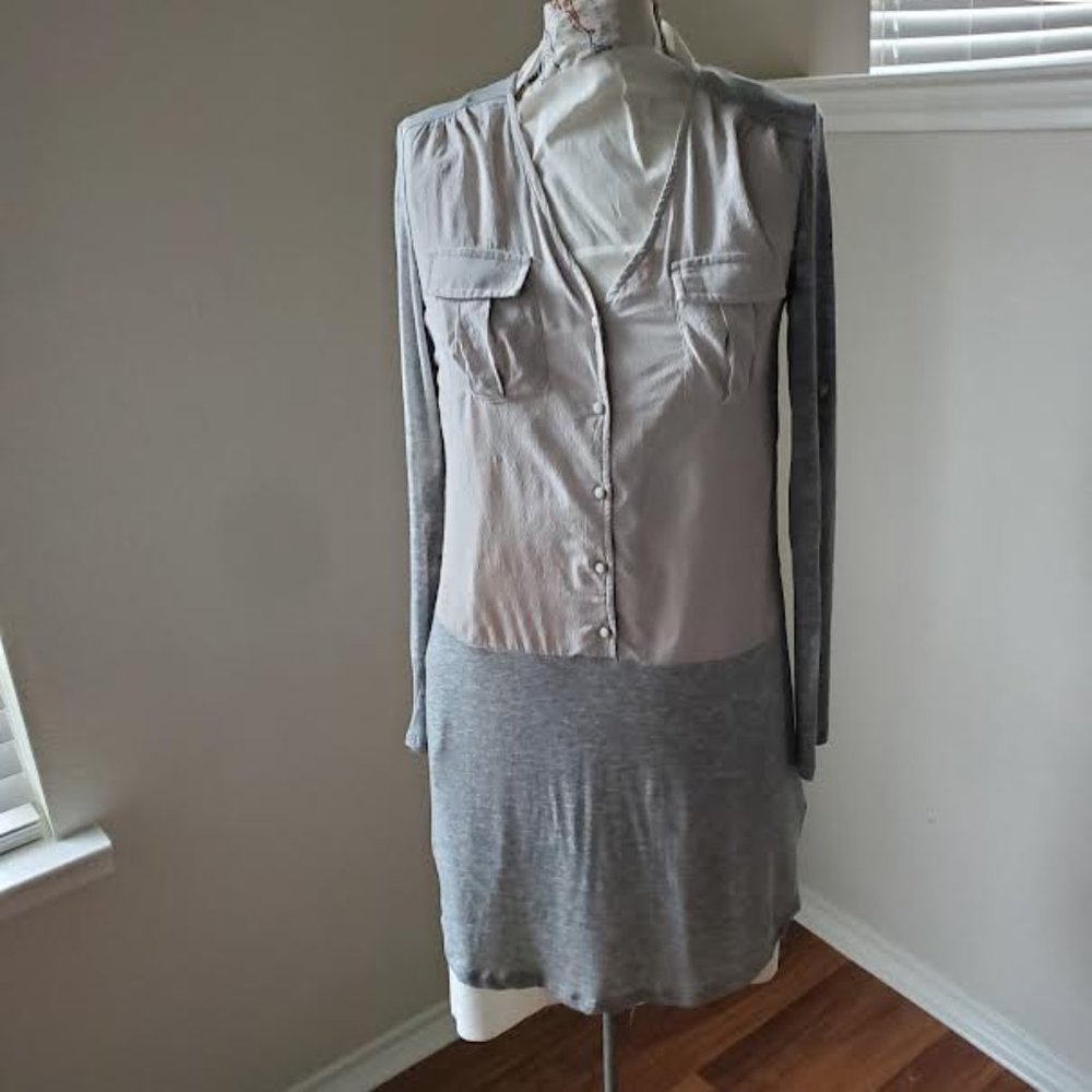 NWT SO SIE UNDER SKIES PALE GREEN & GRAY DRESS WITH POCKETS .SIZE SMALL CUTE
